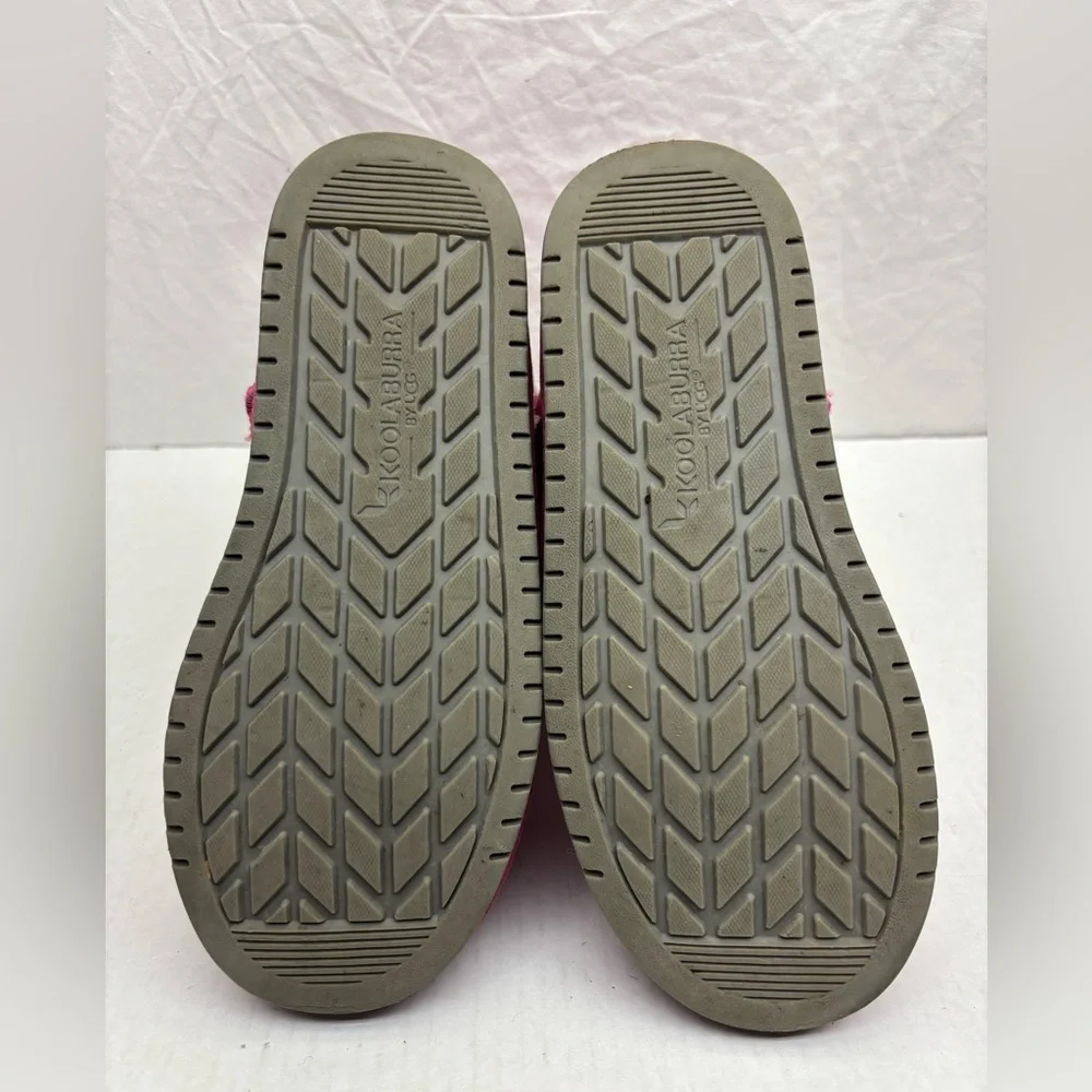 Koolaburra by Ugg Suede Shearling-Lined Ankle Boots SZ 4 big girl, box 18